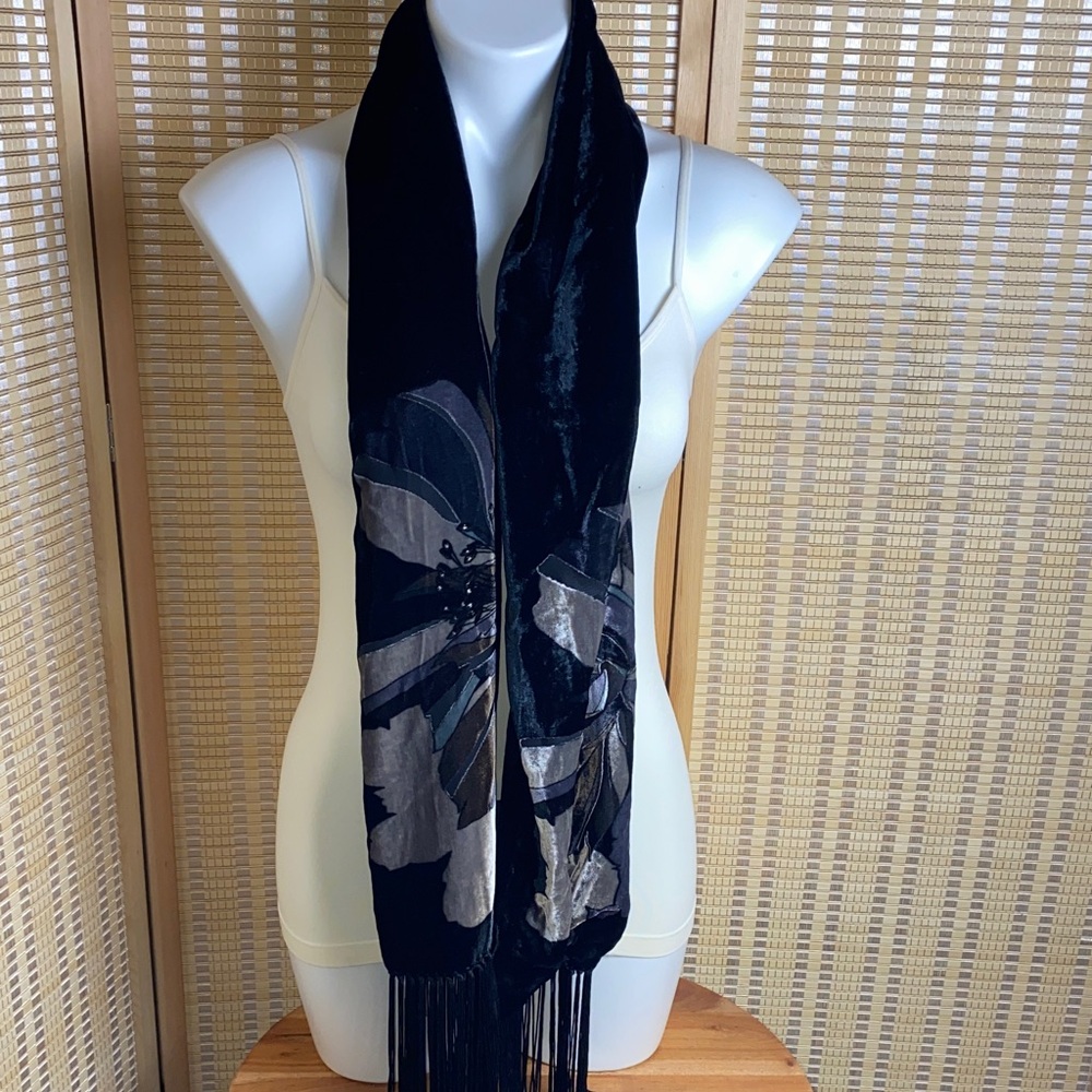 Kenneth Cole Woman’s Velvet Floral Silk Blend Scarf